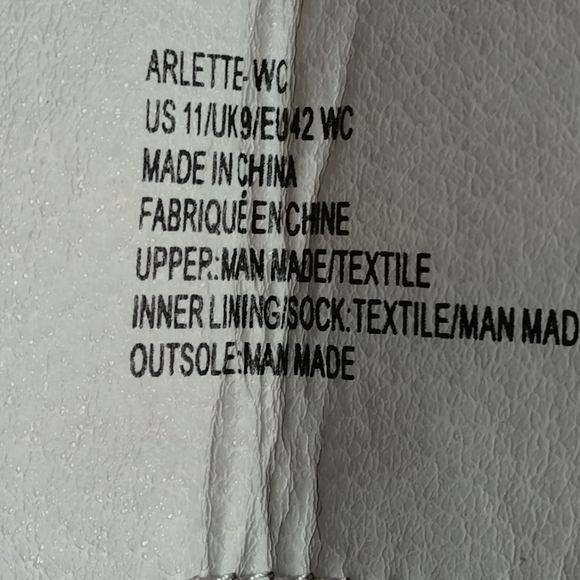 Boots - Picture 7 of 10